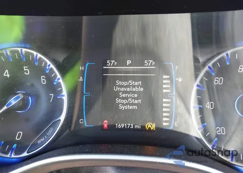 2017 Chrysler Pacifica Touring-L z USA, uszkodzony, nr VIN 2C4RC1BG4HR738996